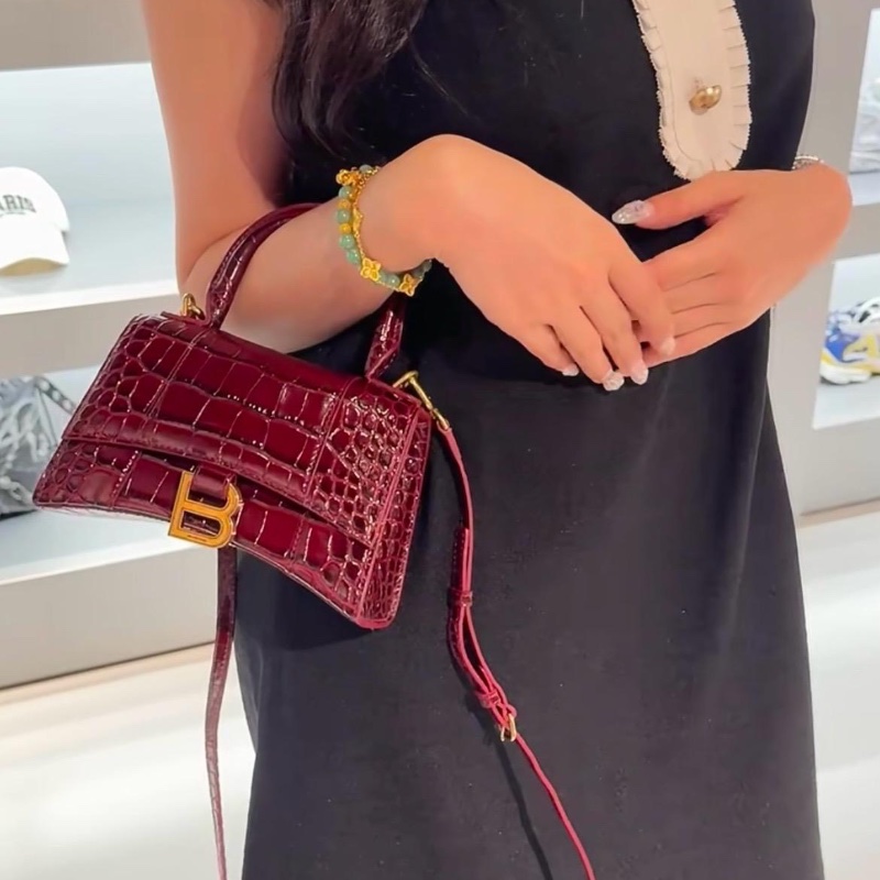 Balenciaga hourglass red bag-4