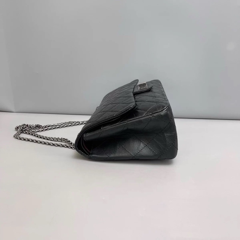 Chanel香奈兒2.55大號黑銀菱格油蠟牛皮雙蓋包-3