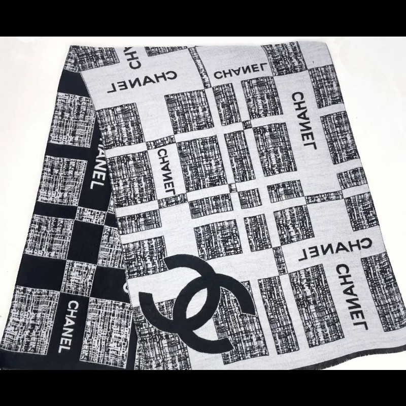 chanel 羊絨真絲混紡圍巾 高貴大方 毛呢編織圖案  vip贈品-1