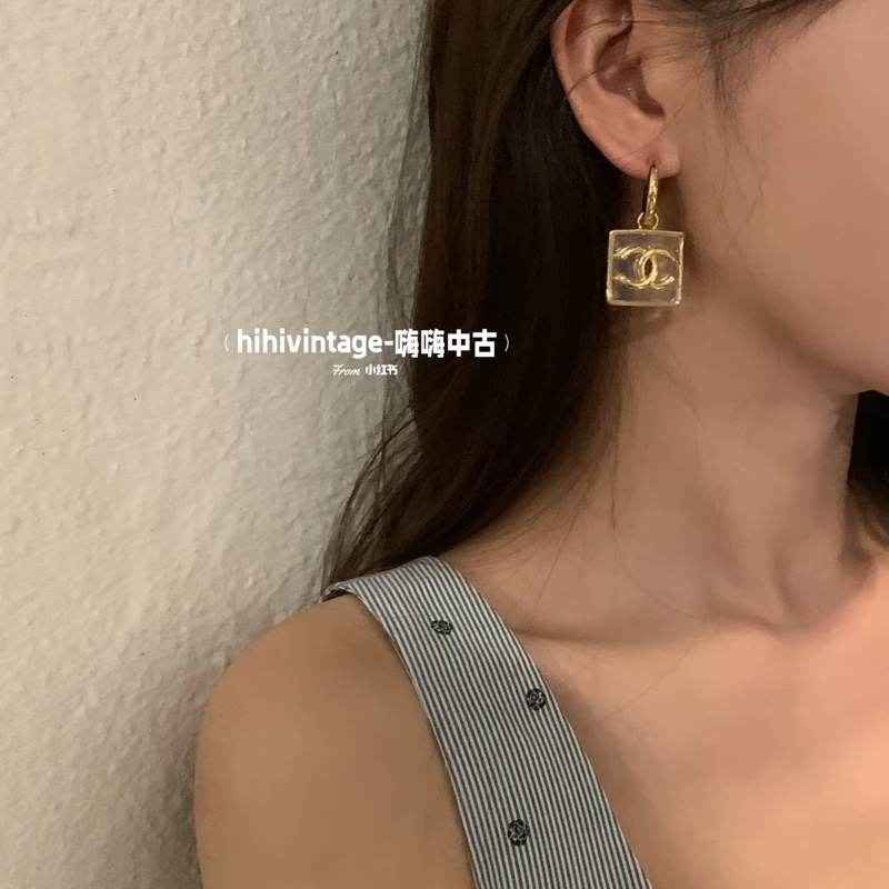 ෆ Chanel 23S透明方塊壓克力耳環-5