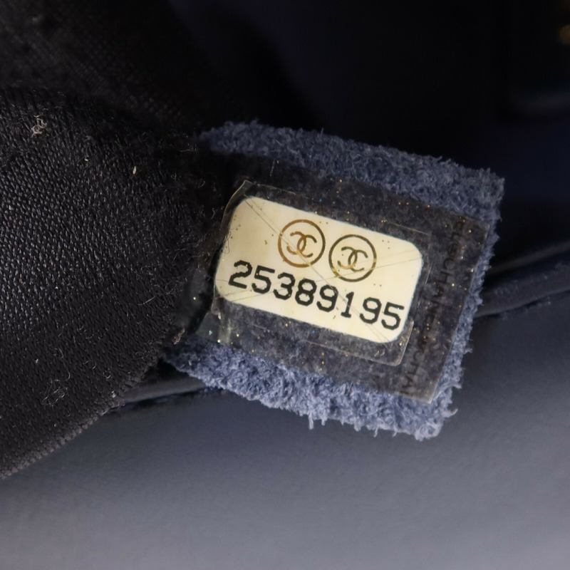 CHANEL 羊皮皮革Boy 25金扣鏈帶肩背袋-13