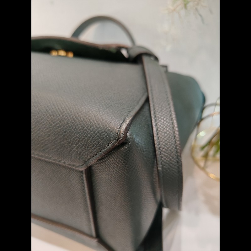 Celine nano belt 
Amazon green-10
