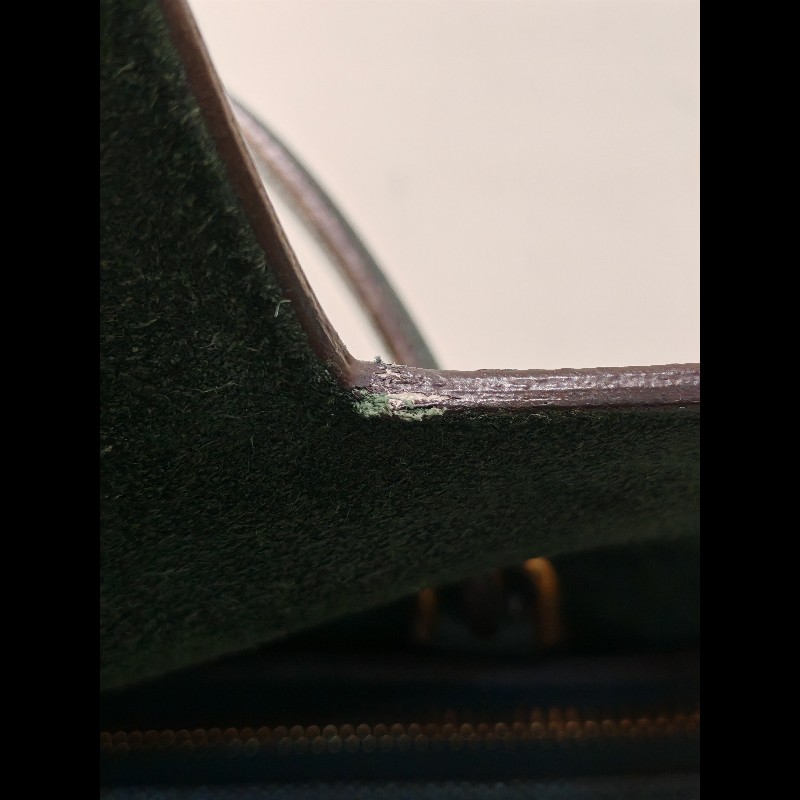 Celine nano belt 
Amazon green-16