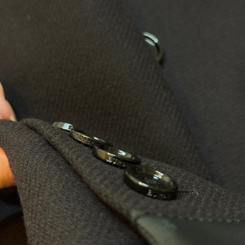 BURBERRY英國墨黑色皮飾羊毛量裁大衣UK4-7