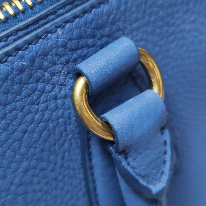 Prada牛皮純色字母logo手提包-13