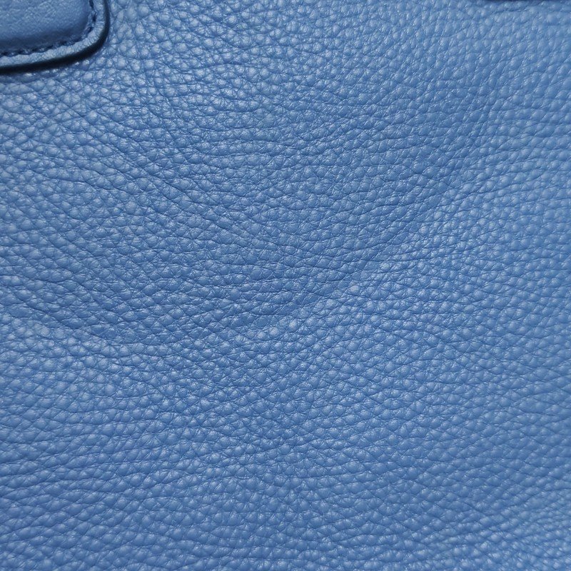 Prada牛皮純色字母logo手提包-24