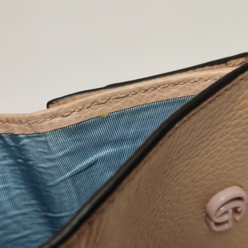 Gucci GG Marmont牛皮純色雙G標誌斜挎包單肩包-9