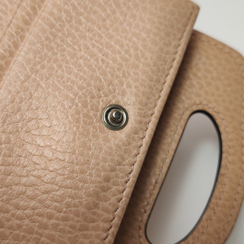 Gucci GG Marmont牛皮純色雙G標誌斜挎包單肩包-13