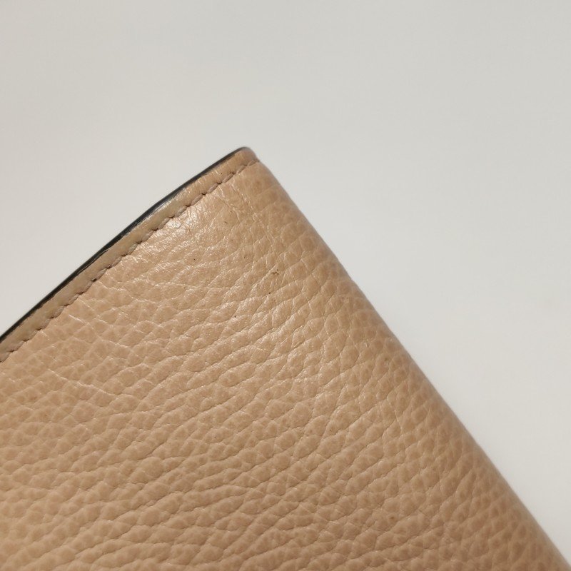 Gucci GG Marmont牛皮純色雙G標誌斜挎包單肩包-19