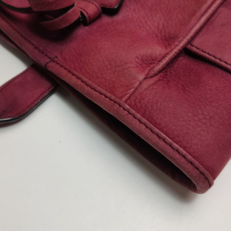 Loewe Heritage磨砂皮純色字母Logo壓紋單肩包-15