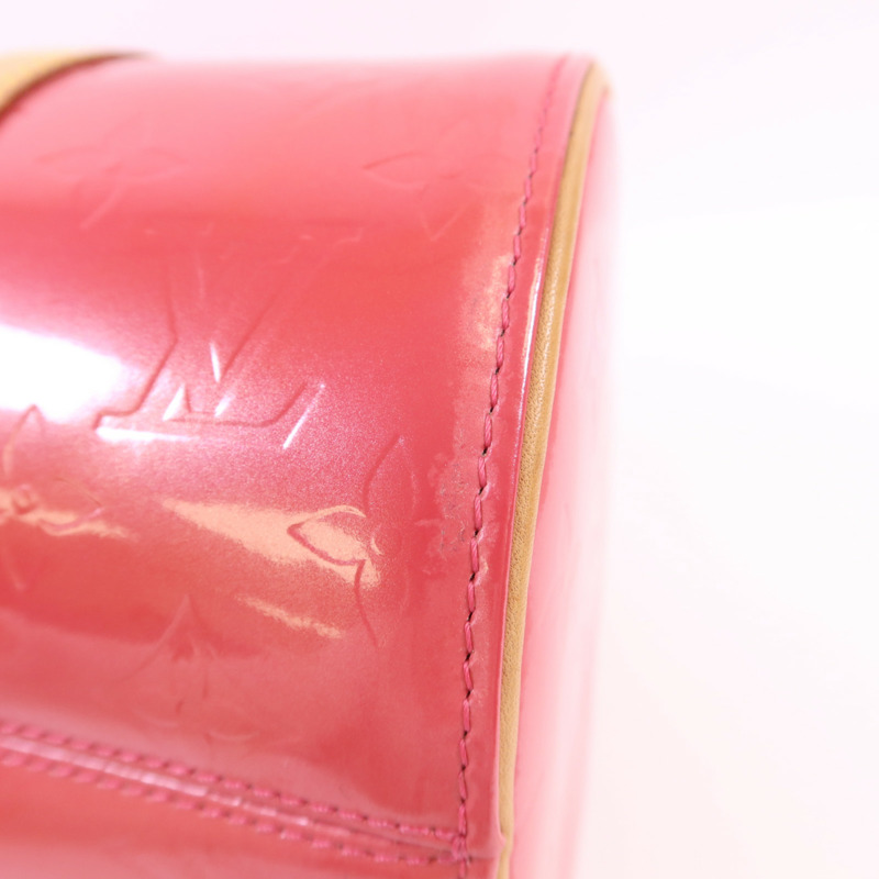 LOUIS VUITTON Vernis Bedford金扣肩背袋-16