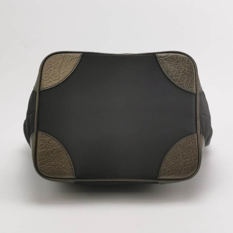 Burberry牛皮尼龍布拼色字母Logo徽標手提包-5