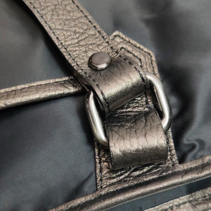 Burberry牛皮尼龍布拼色字母Logo徽標手提包-10