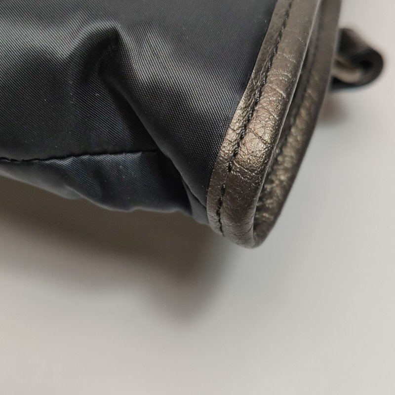 Burberry牛皮尼龍布拼色字母Logo徽標手提包-18