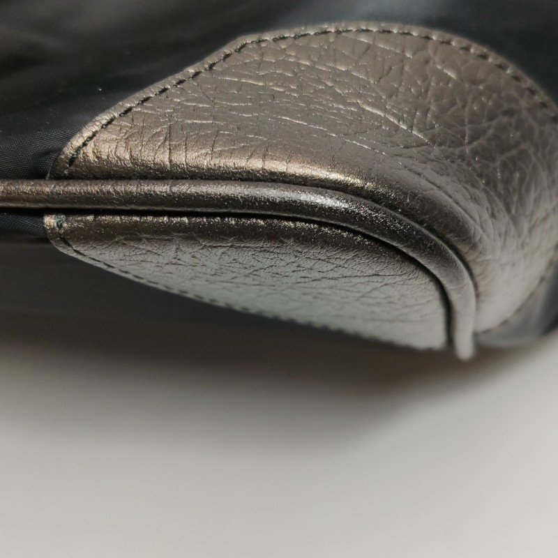 Burberry牛皮尼龍布拼色字母Logo徽標手提包-22