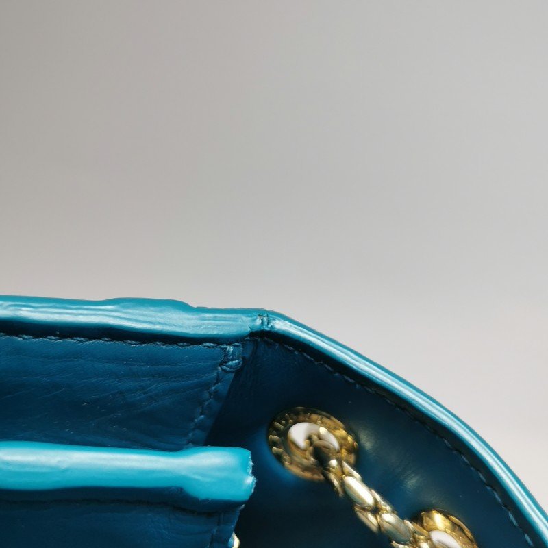 Bvlgari Serpenti Forever蛇頭包中號牛皮珍珠魚皮蛇頭單肩包-25