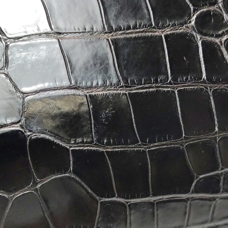 Gucci鱷魚皮純色壓紋字母ogo金屬扣手提包-17