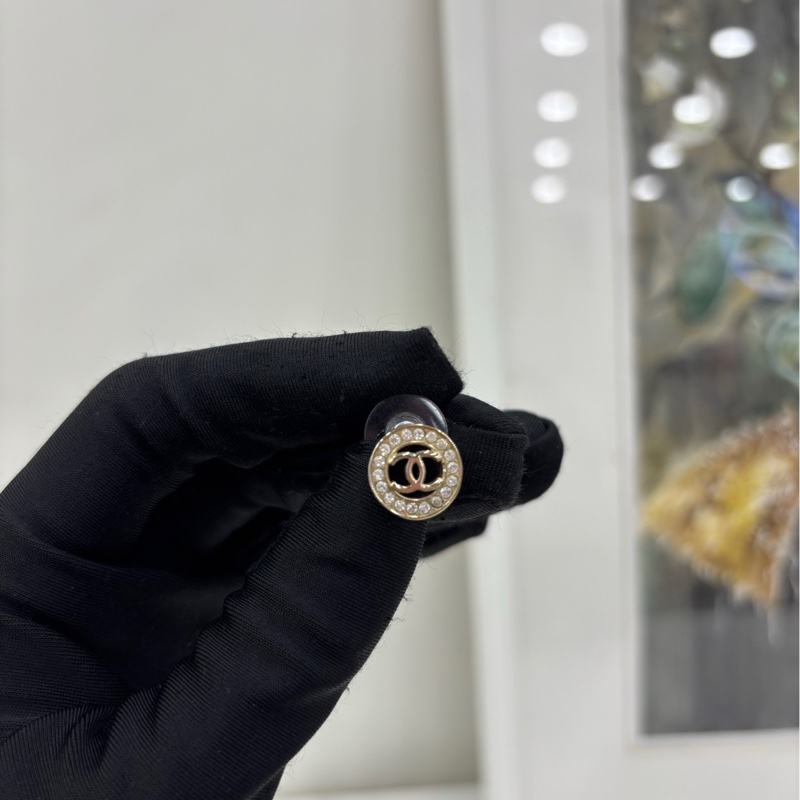 Chanel/香奈兒 2020年經典圓形雙C鈕扣耳環-3