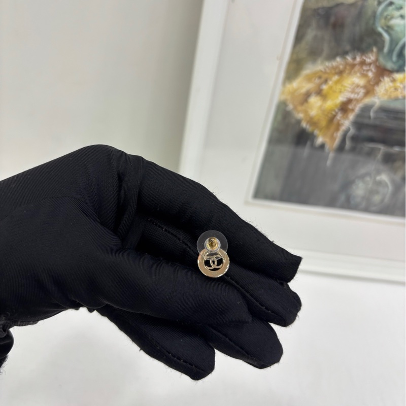 Chanel/香奈兒 2020年經典圓形雙C鈕扣耳環-4