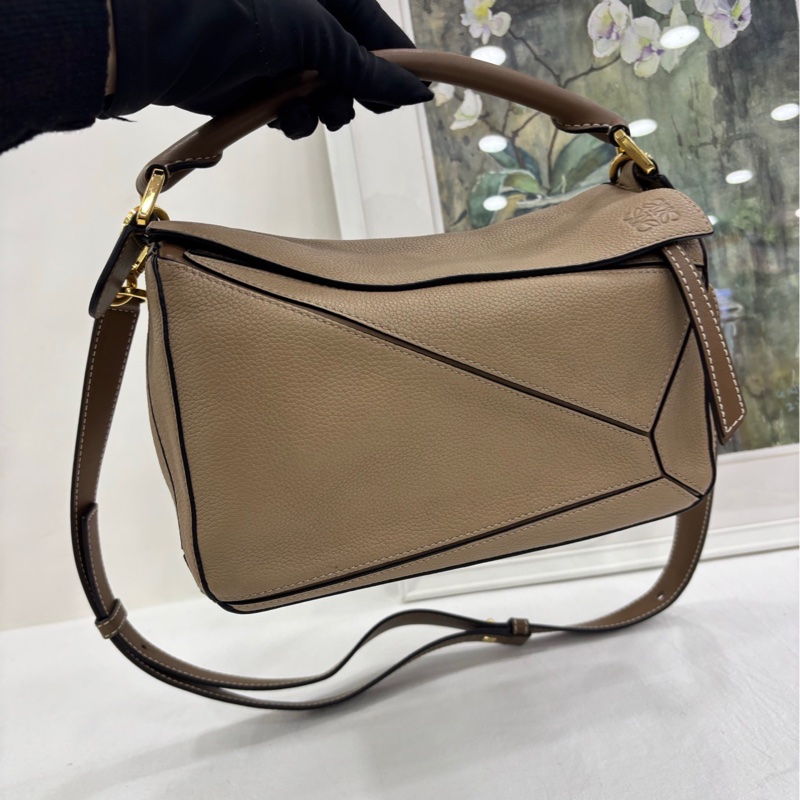 Loewe 羅意威 puzzle 中號 沙色-6