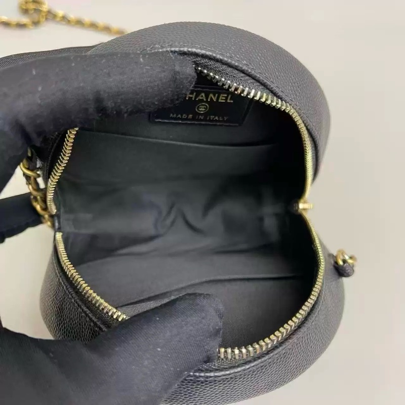 Chanel 香奈兒 黑金圓餅包 保卡款-4