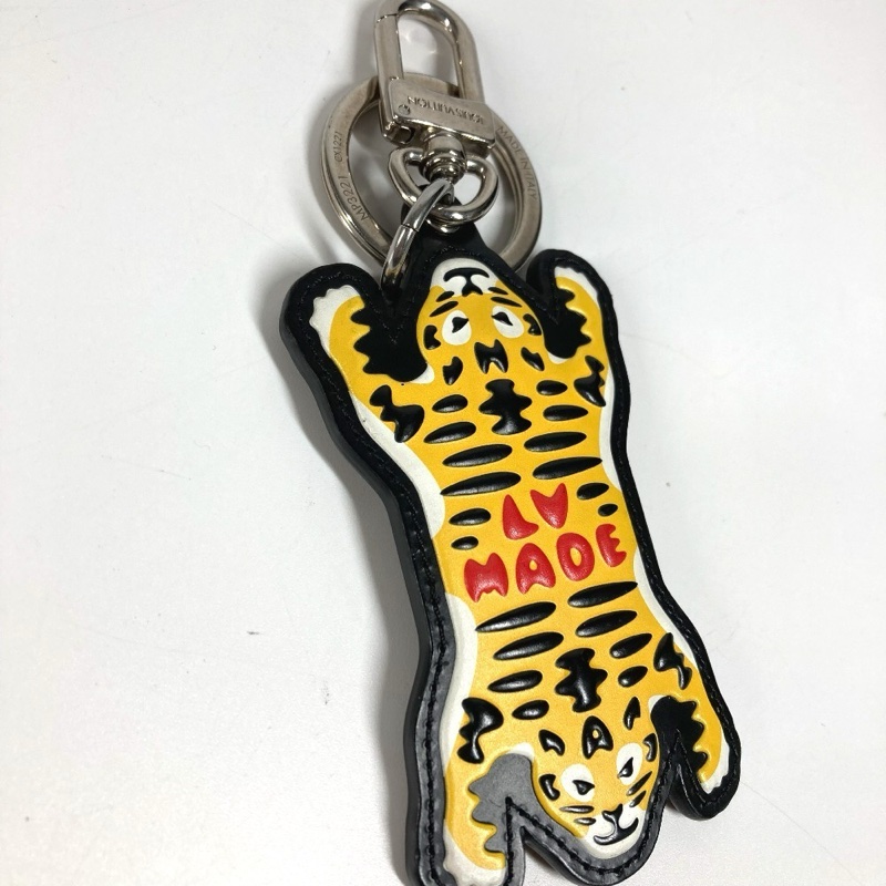 LV MADE 老虎吊飾鑰匙圈-7