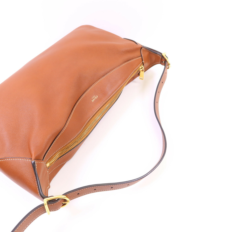 CELINE 牛皮皮革Romy金扣肩背袋-4