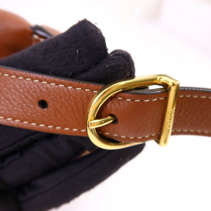 CELINE 牛皮皮革Romy金扣肩背袋-9