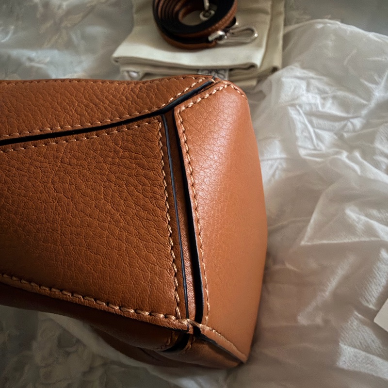 Loewe mini puzzle 焦糖色-9