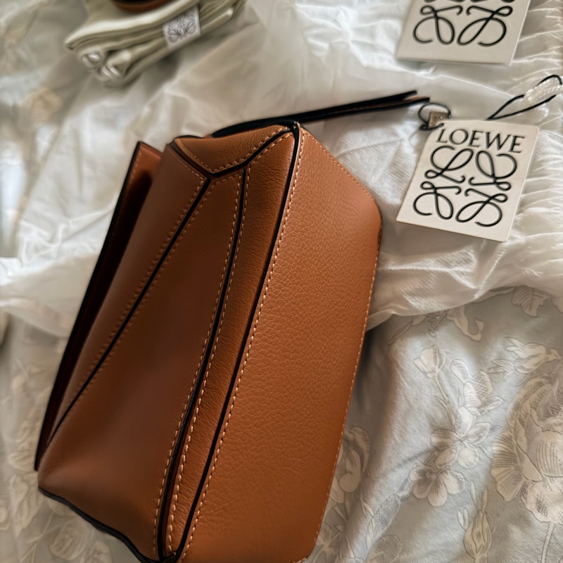 Loewe mini puzzle 焦糖色-11