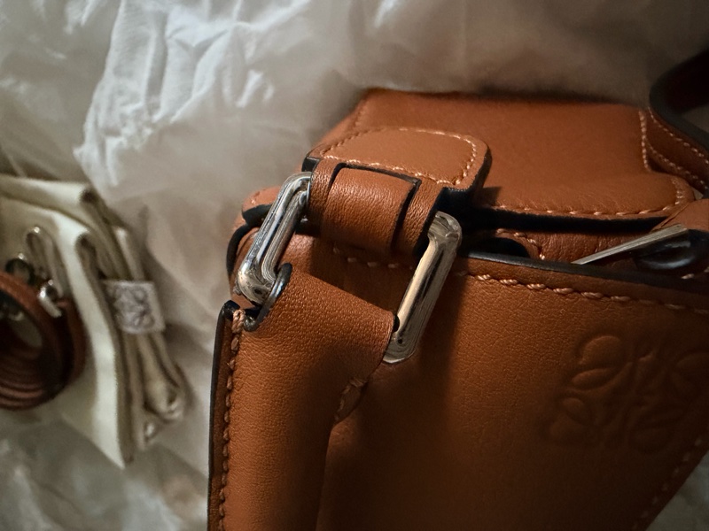 Loewe mini puzzle 焦糖色-14