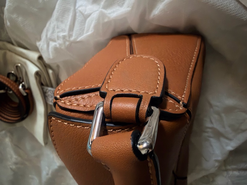 Loewe mini puzzle 焦糖色-15