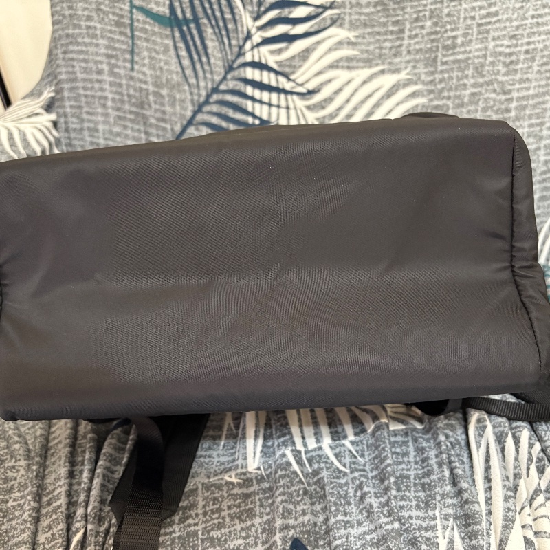 PRADA Re-Nylon 與 Saffiano 皮革背囊-12