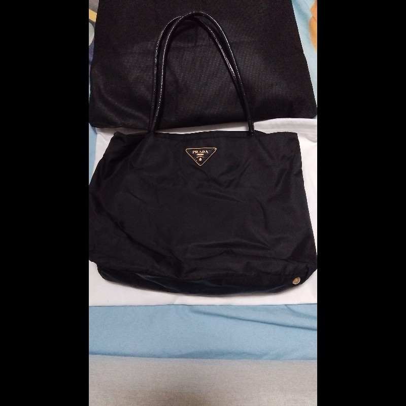 Prada 黑色尼龍手提包-4