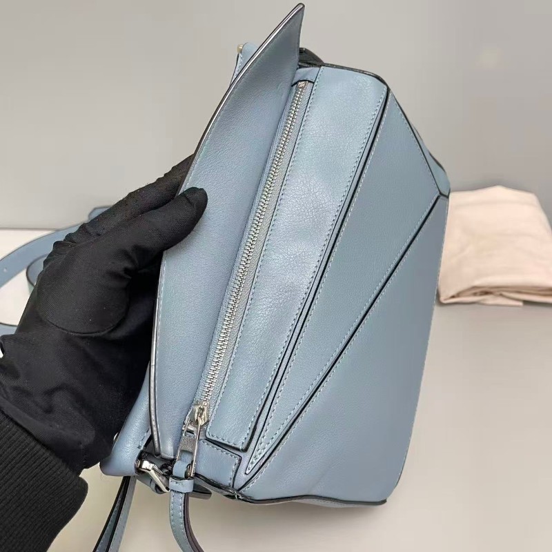 Loewe Puzzle小號 霧霾藍幾何包-2