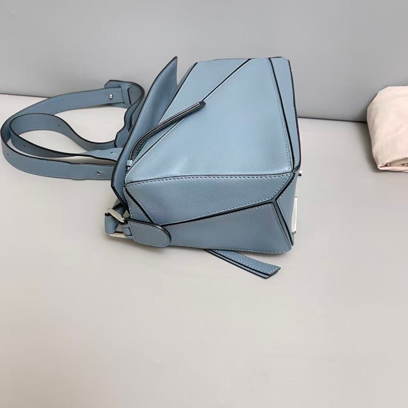 Loewe Puzzle小號 霧霾藍幾何包-6