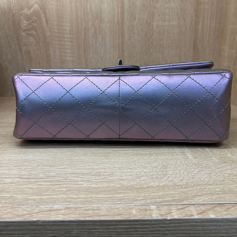 Chanel 幻彩珠光紫牛皮2.55肩斜背包-4