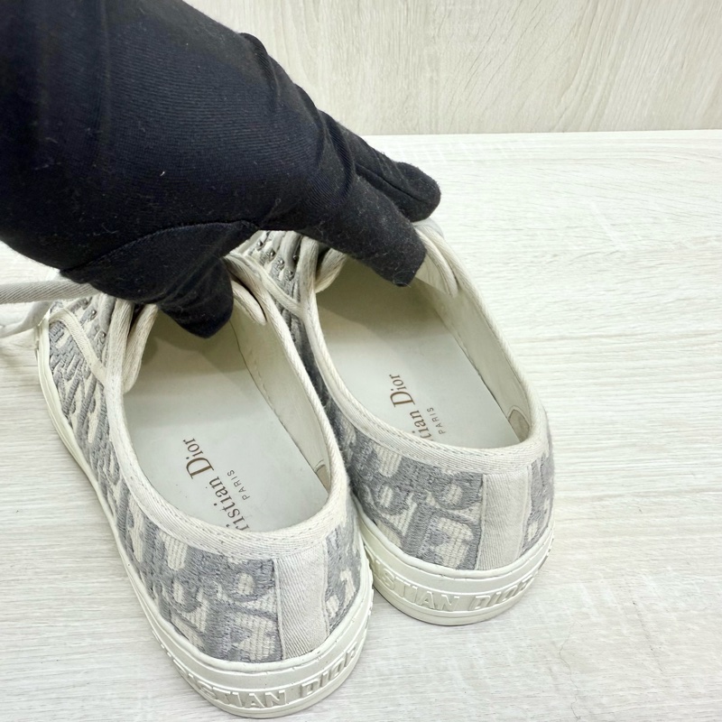 DIOR灰色緹花刺繡Walkn帆布球鞋-4