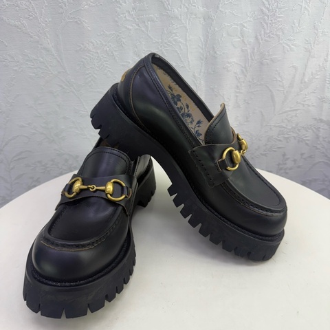 Gucci 厚底黑色皮鞋