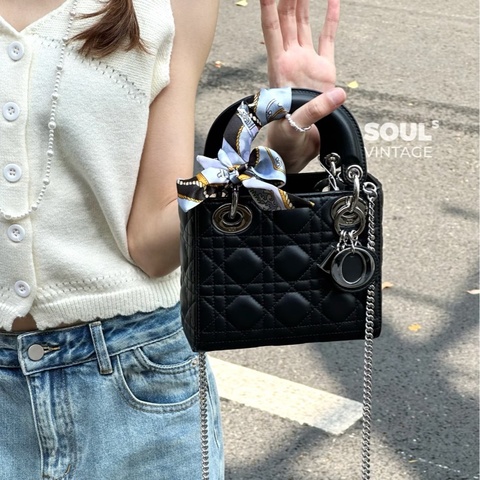（已保留）大全配🈶購證❤️ Dior #lady #黑銀 #戴妃包 #三格