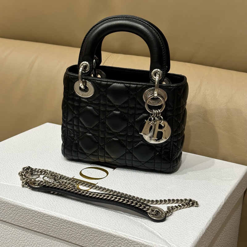 (已保留)大全配🈶購證❤️ Dior #lady #黑銀 #戴妃包 #三格-2