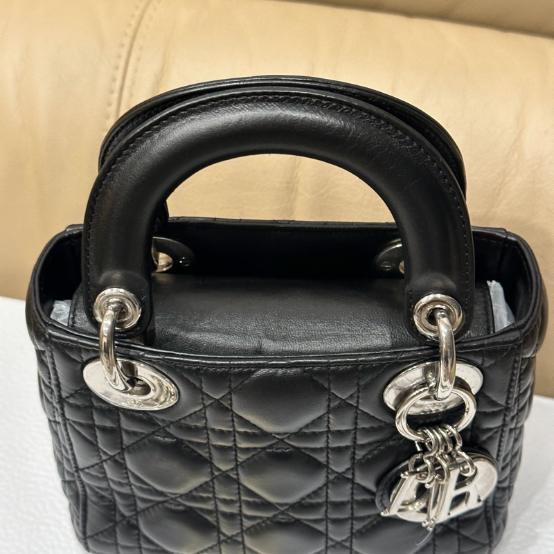 (已保留)大全配🈶購證❤️ Dior #lady #黑銀 #戴妃包 #三格-6