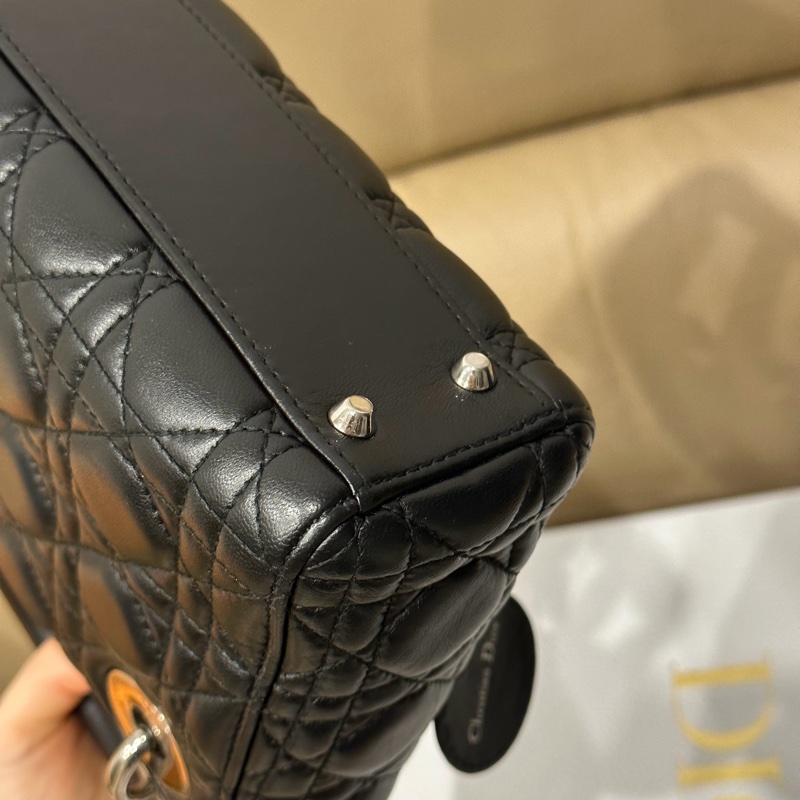 (已保留)大全配🈶購證❤️ Dior #lady #黑銀 #戴妃包 #三格-14