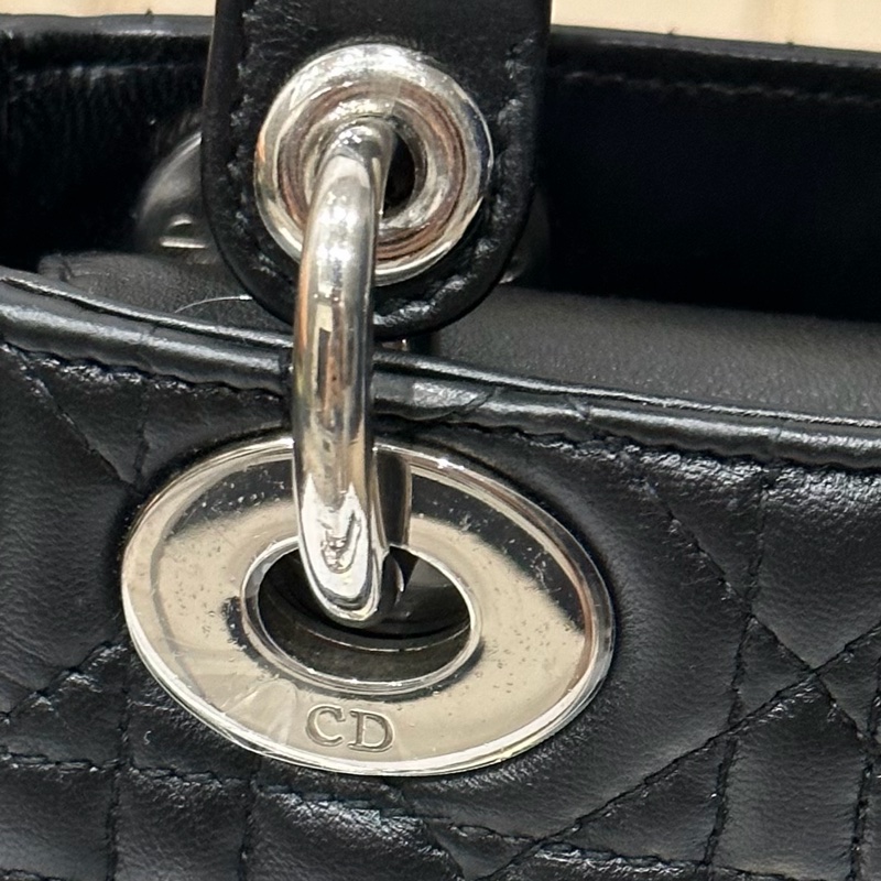 (已保留)大全配🈶購證❤️ Dior #lady #黑銀 #戴妃包 #三格-21