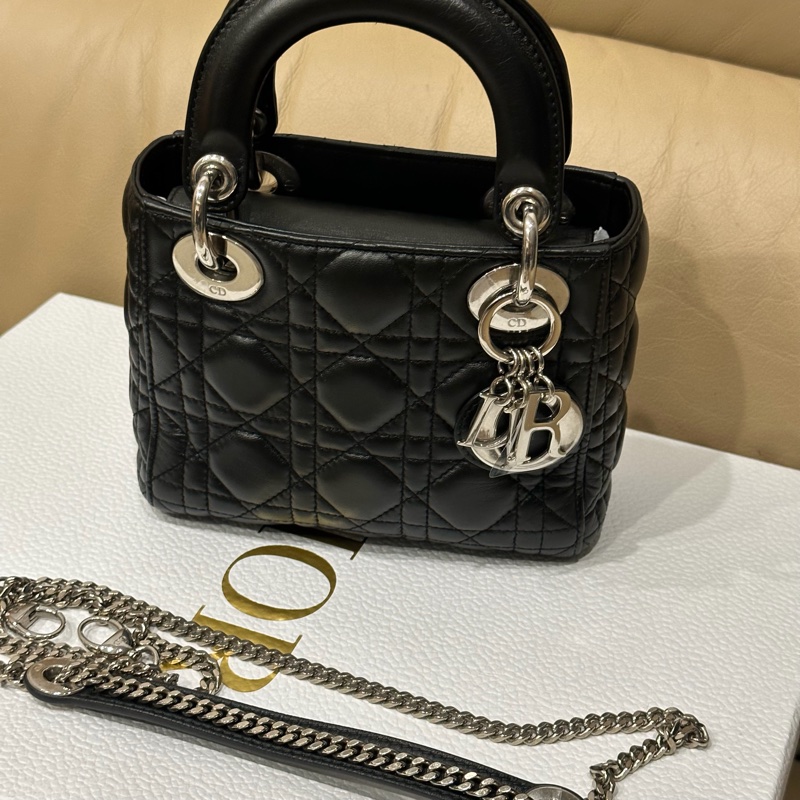 (已保留)大全配🈶購證❤️ Dior #lady #黑銀 #戴妃包 #三格-23