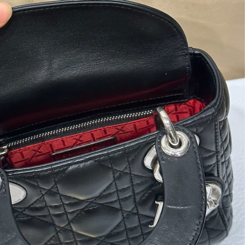 (已保留)大全配🈶購證❤️ Dior #lady #黑銀 #戴妃包 #三格-25