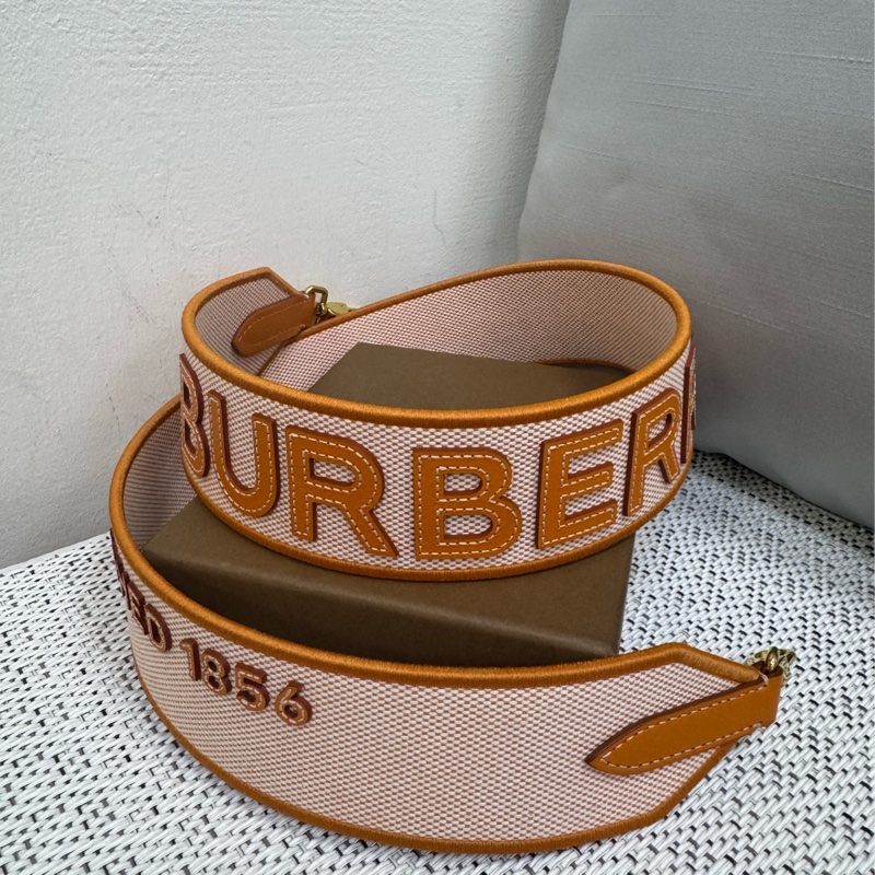 Burberry 經典標誌logo寬背袋-0