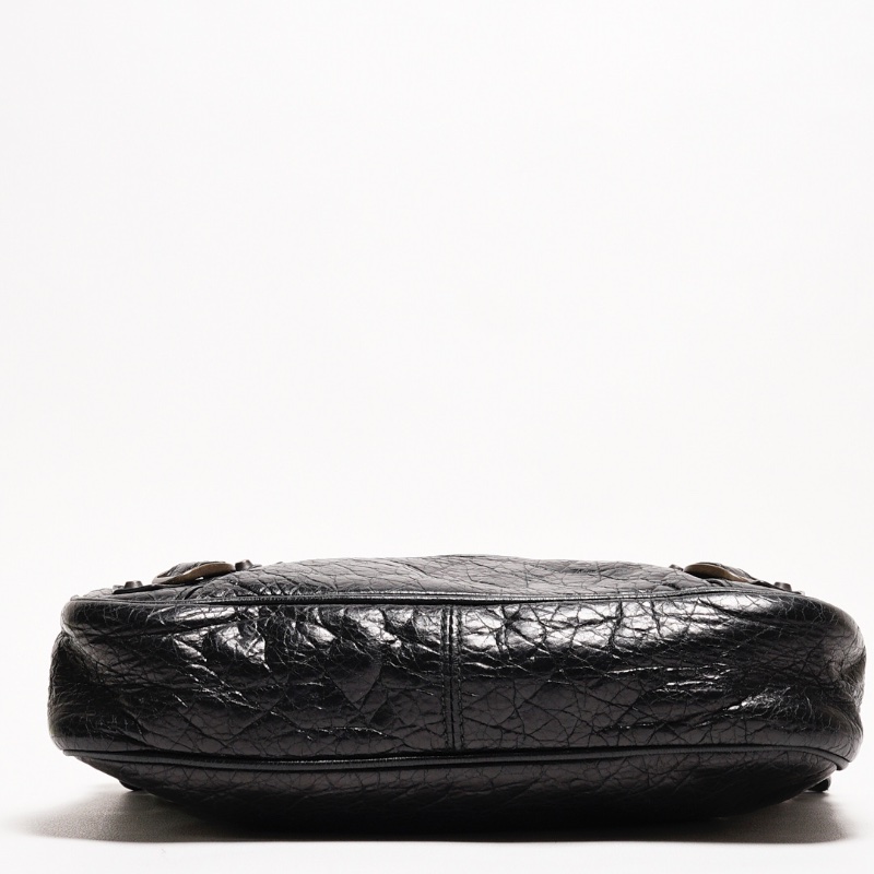 Balenciaga hip復古黑色羊皮斜背包-4