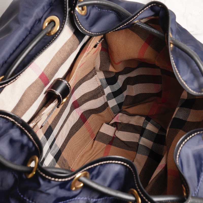 BURBERRY  The Rucksack Vintage 經典金色LOGO翻蓋中型後背包(藍色/M)-16