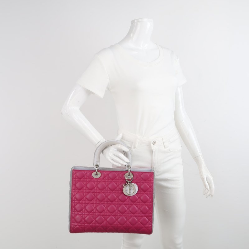 Dior Lady Dior戴妃包大號羊皮拼色藤格紋Logo字母吊飾手提包-1